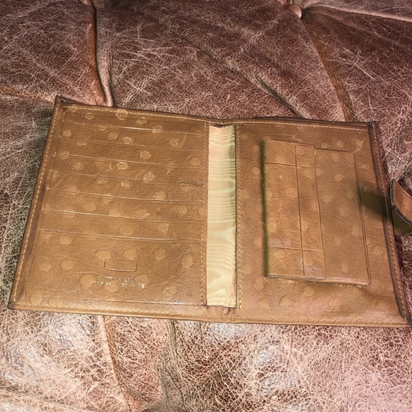 Ostrich grain cowhide leather wallet - Picture 2 of 9